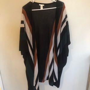 Striped kimonos sweater